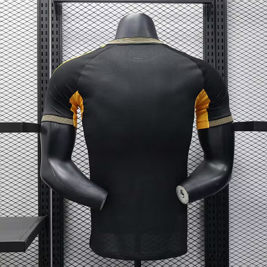 2025/2026 Player Version Real Madrid Special Edition Black And Gold Football Shirt – 1:1 Thai Quality