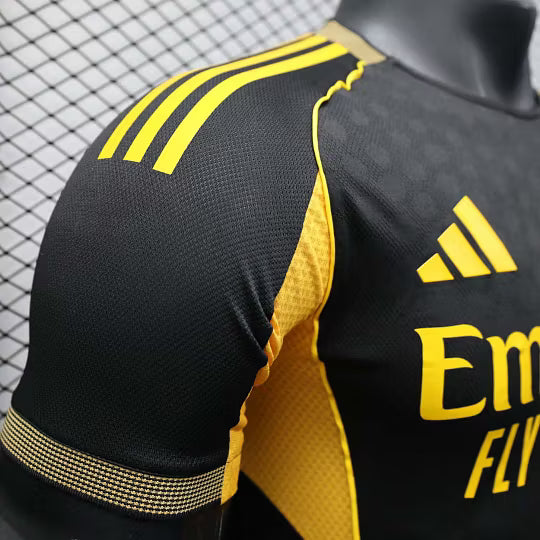 2025/2026 Player Version Real Madrid Special Edition Black And Gold Football Shirt – 1:1 Thai Quality