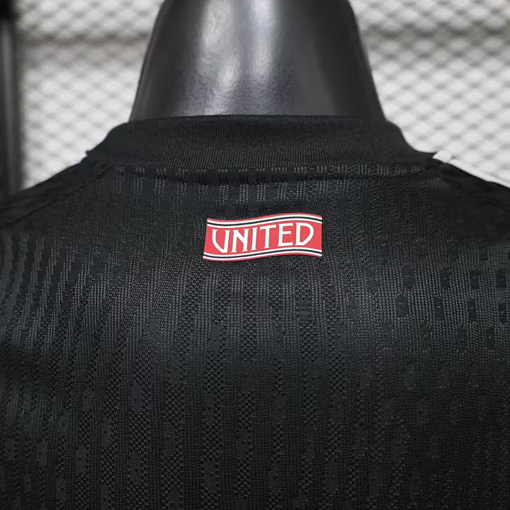 Manchester United Goalkeeper Football Shirt 2026/2027 Black Player Version 1:1 Thai Quality