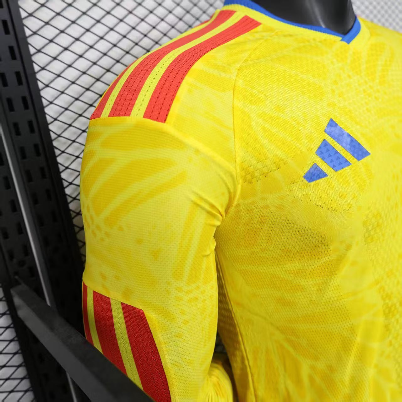 2026 Player Version Long Sleeve Colombia Home Football Shirt 1:1 Thai Quality