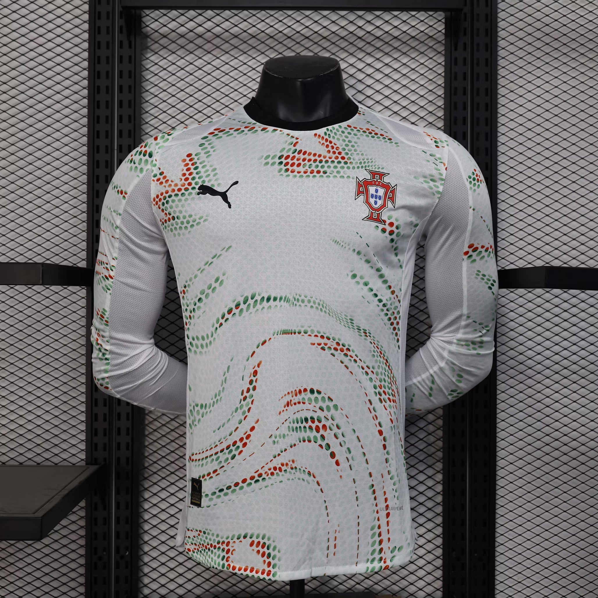 2025 Player Version Long Sleeve Portugal Away Football Shirt – 1:1 Thai Quality