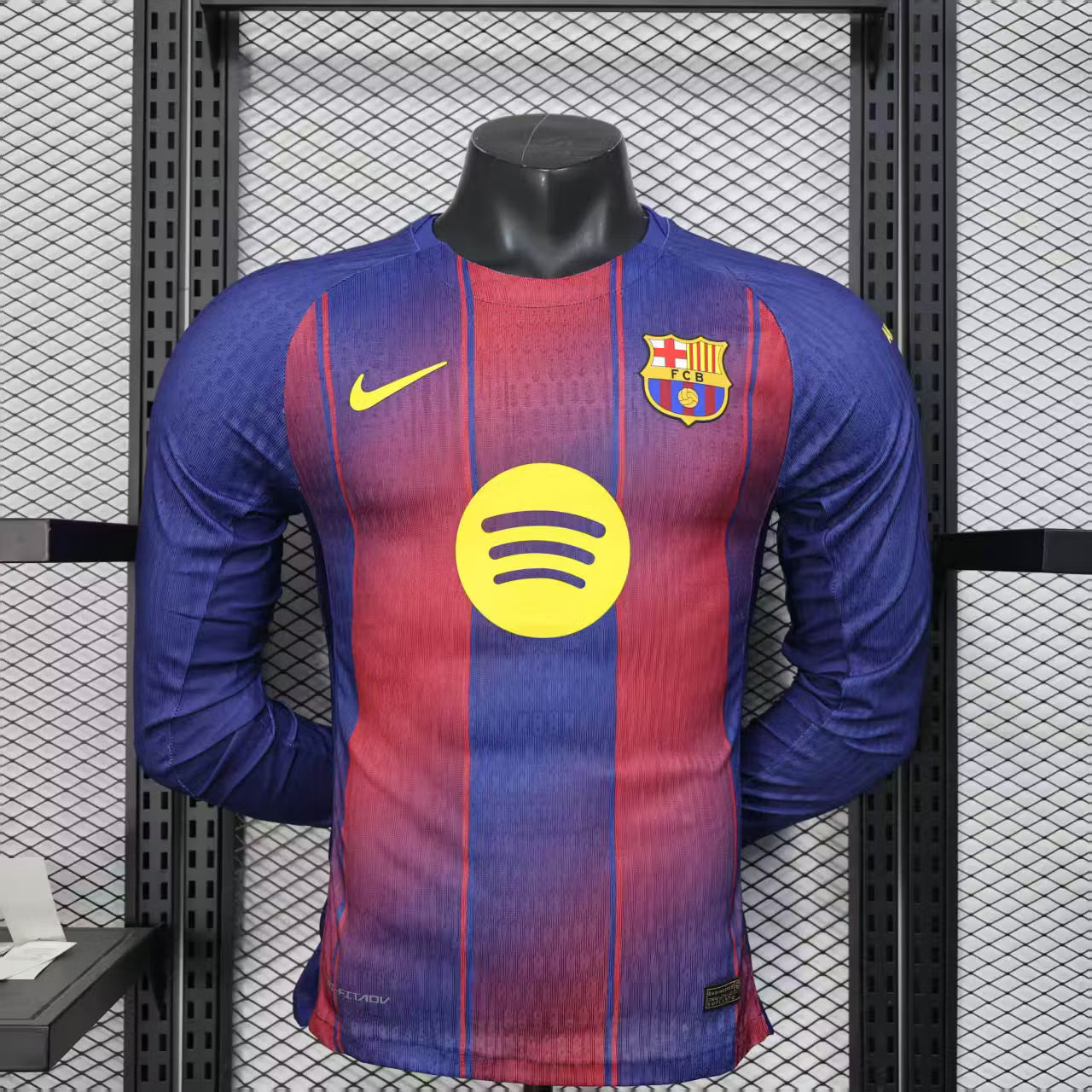 FC Barcelona Home Long Sleeve Jersey 2025/2026 – Player Version (1:1 Thai Quality)