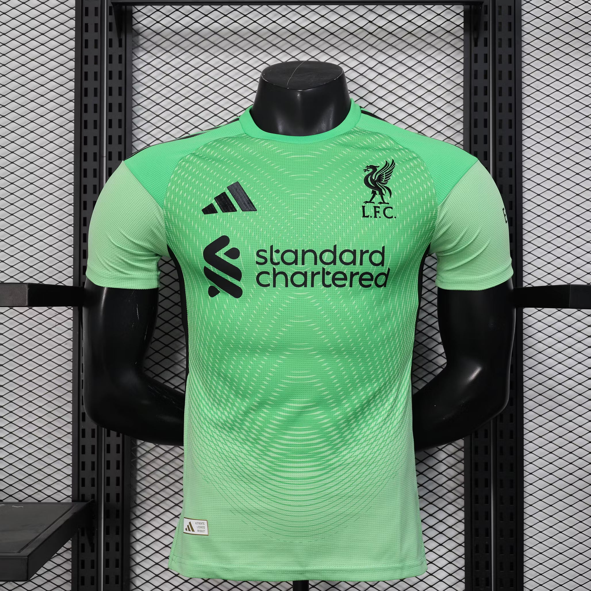2025/2026 Player Version Liverpool Goalkeeper Green Football Shirt – 1:1 Thai Quality