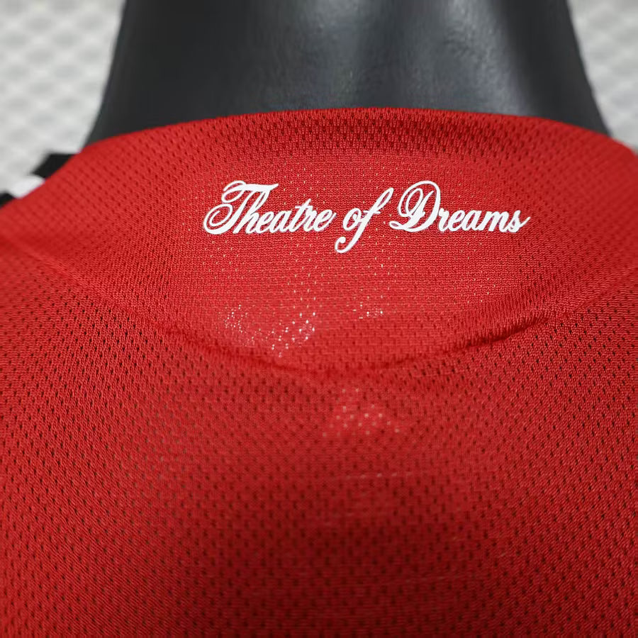 2025/2026 Player Version Long Sleeve Manchester United Home Football Shirt – 1:1 Thai Quality
