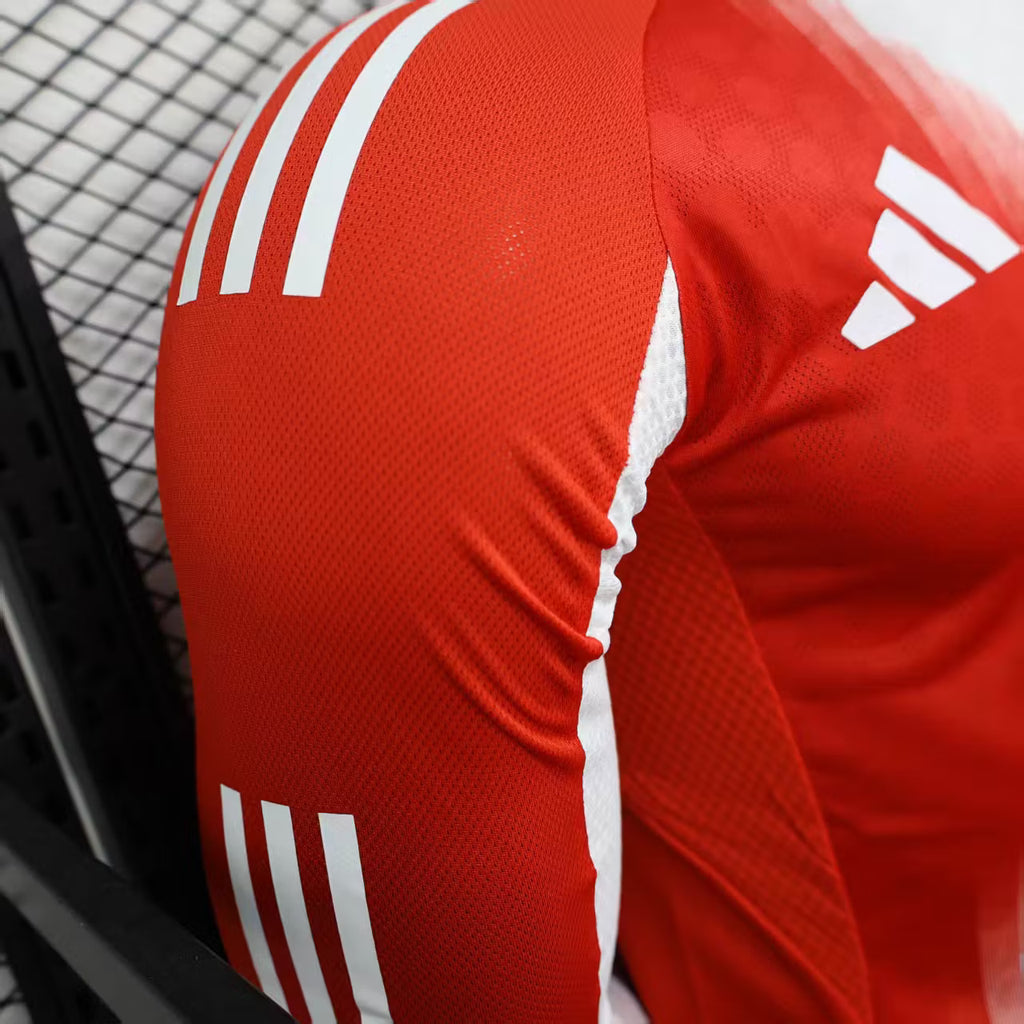 2025/2026 Player Version Long Sleeve Bayern Munich Home Football Shirt – 1:1 Thai Quality