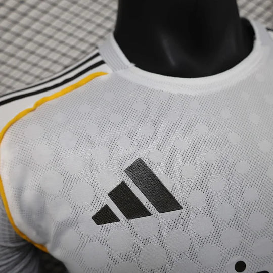 Real Madrid Home Jersey 2025/2026 (Player Version, 1:1, Thai Quality)