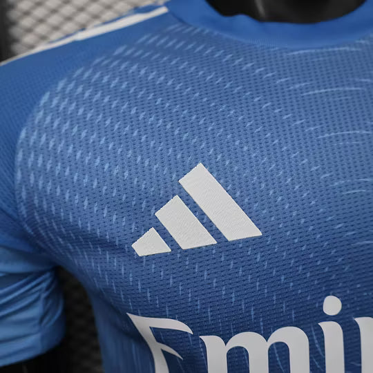 2025/2026 Player Version Real Madrid Goalkeeper Blue Football Shirt – 1:1 Thai Quality