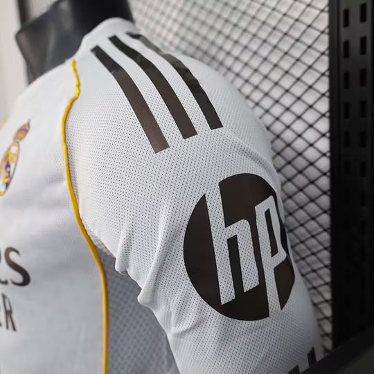 2025/2026 Player Version Long Sleeve Real Madrid Home Football Shirt – 1:1 Thai Quality