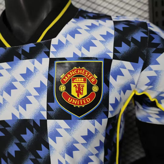 2025/2026 Player Version Manchester United Special Edition Blue & White Checkered Football Shirt – 1:1 Thai Quality
