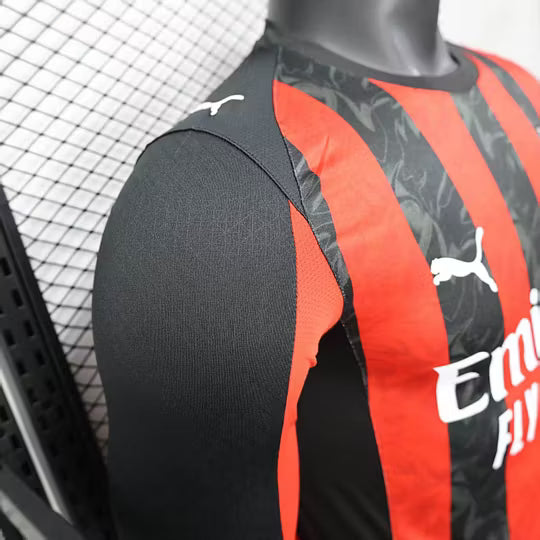 2025/2026 Player Version Long Sleeve AC Milan Home Football Shirt – 1:1 Thai Quality