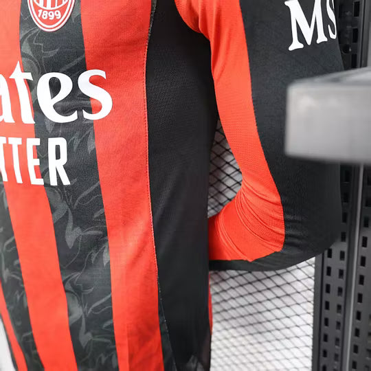 2025/2026 Player Version Long Sleeve AC Milan Home Football Shirt – 1:1 Thai Quality