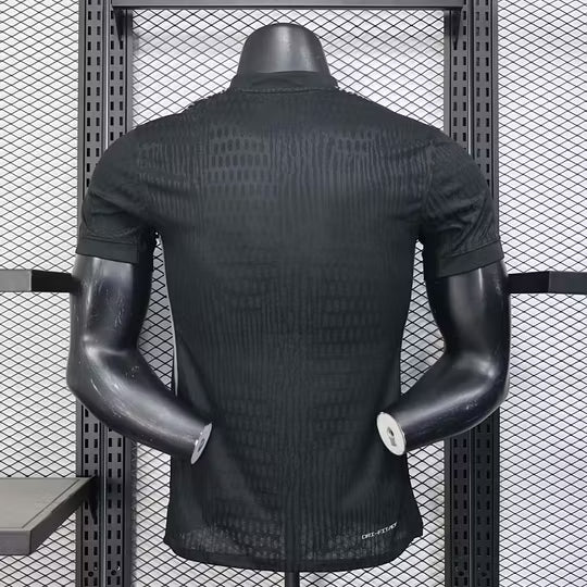 PSG Paris Saint-Germain Goalkeeper Black Jersey 2025/2026 – Player Version (1:1 Thai Quality)
