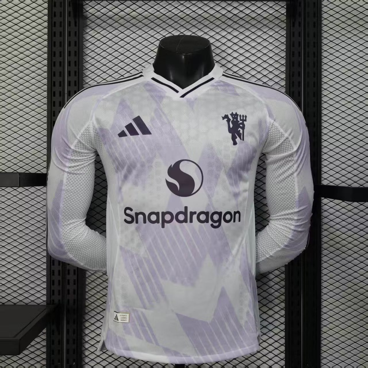 2025/2026 Player Version Long Sleeve Manchester United Away Football Shirt – 1:1 Thai Quality