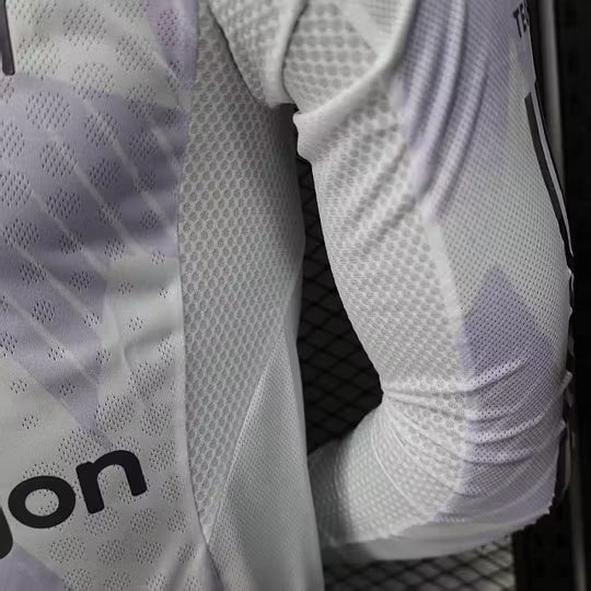 2025/2026 Player Version Long Sleeve Manchester United Away Football Shirt – 1:1 Thai Quality