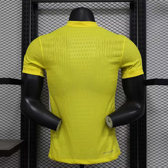 2025 Player Version France Goalkeeper Football Shirt – 1:1 Thai Quality