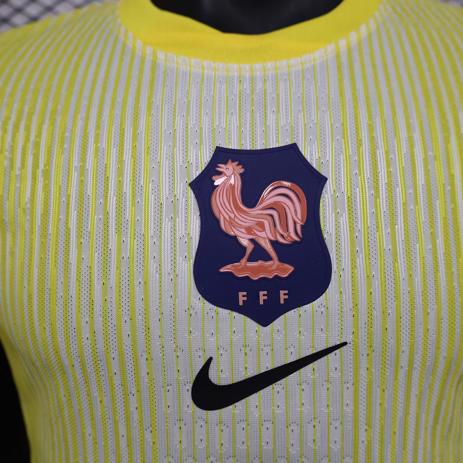 2025 Player Version France Goalkeeper Football Shirt – 1:1 Thai Quality